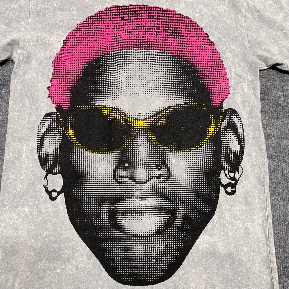 Dennis Rodman Shirt Womens Medium Acid Wash Grey Pink Hair NBA Streetwear Tee - Picture 2 of 9